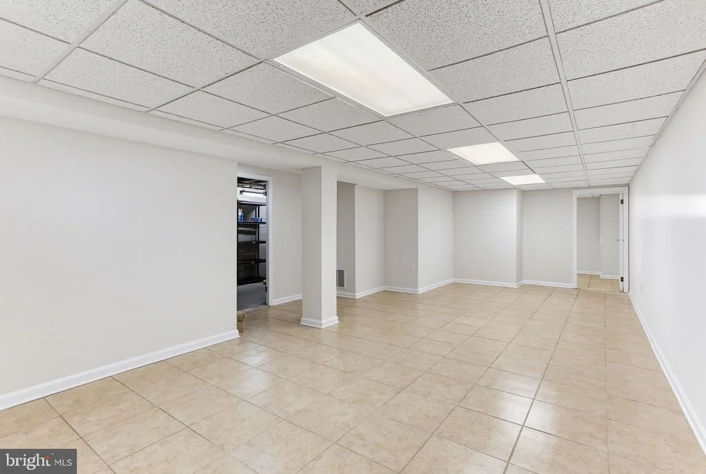 Photo of 6000 MOOREHEAD ROAD