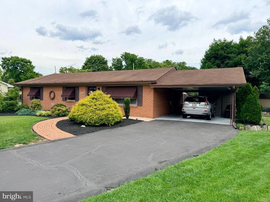 Photo of 11917 COMANCHE DRIVE
