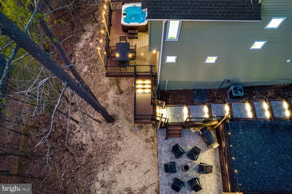 Photo of 1355 GREENVIEW DRIVE