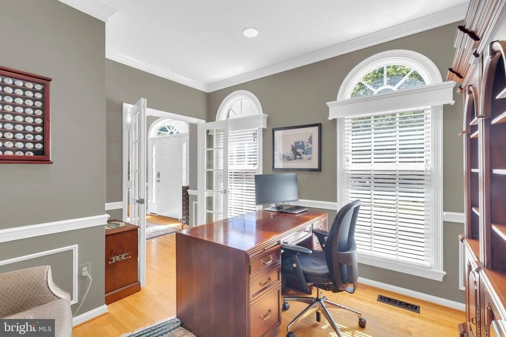 Photo of 8323 ARGENT CIRCLE