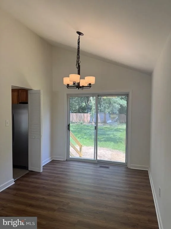 Photo of 916 BEAVERBANK CIRCLE