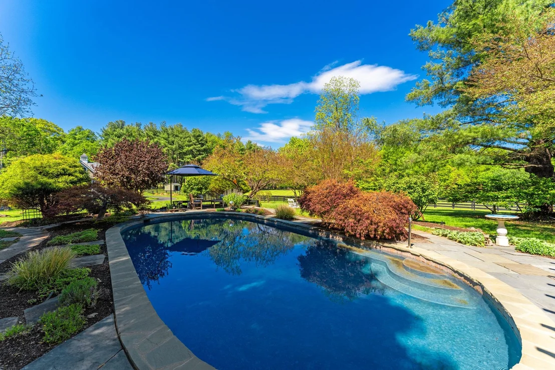 Photo of 23559 PARSONS ROAD