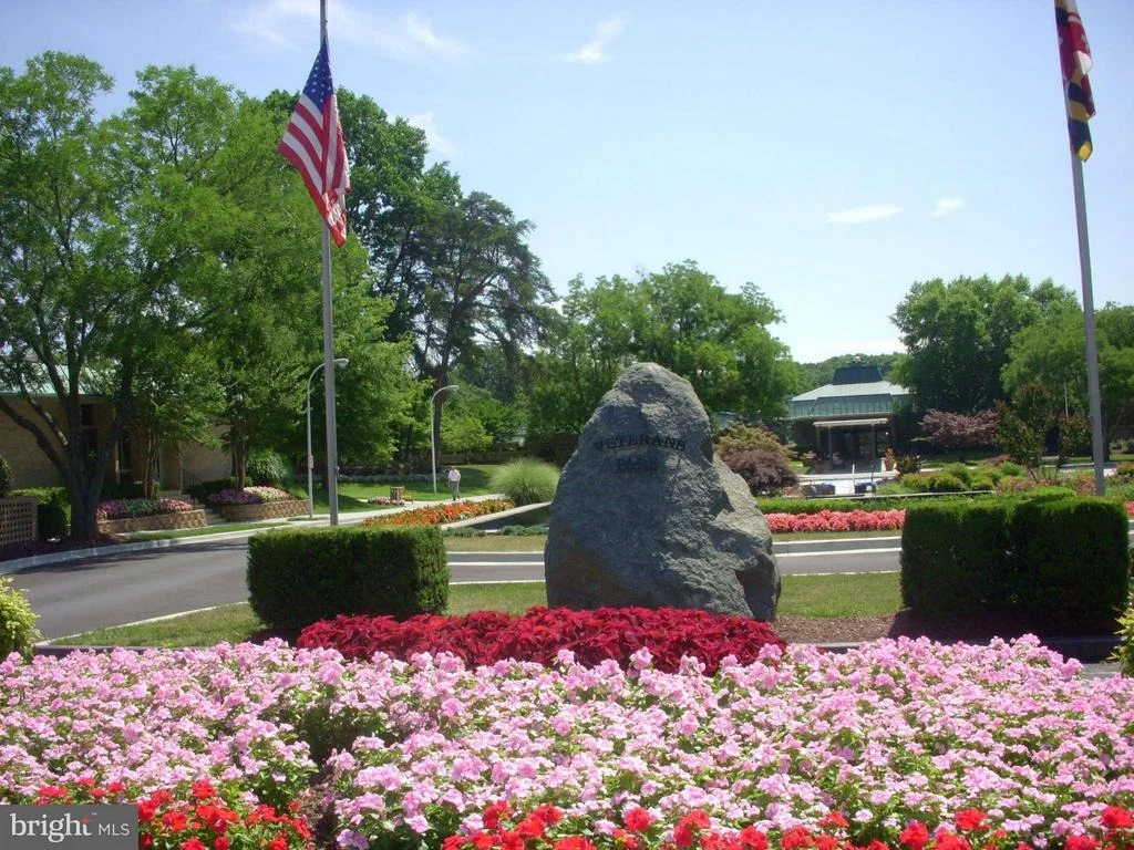 Photo of Unit 1215 at 15101 INTERLACHEN DRIVE