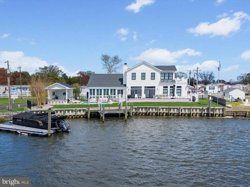Photo of 2 MARSHALL ROAD