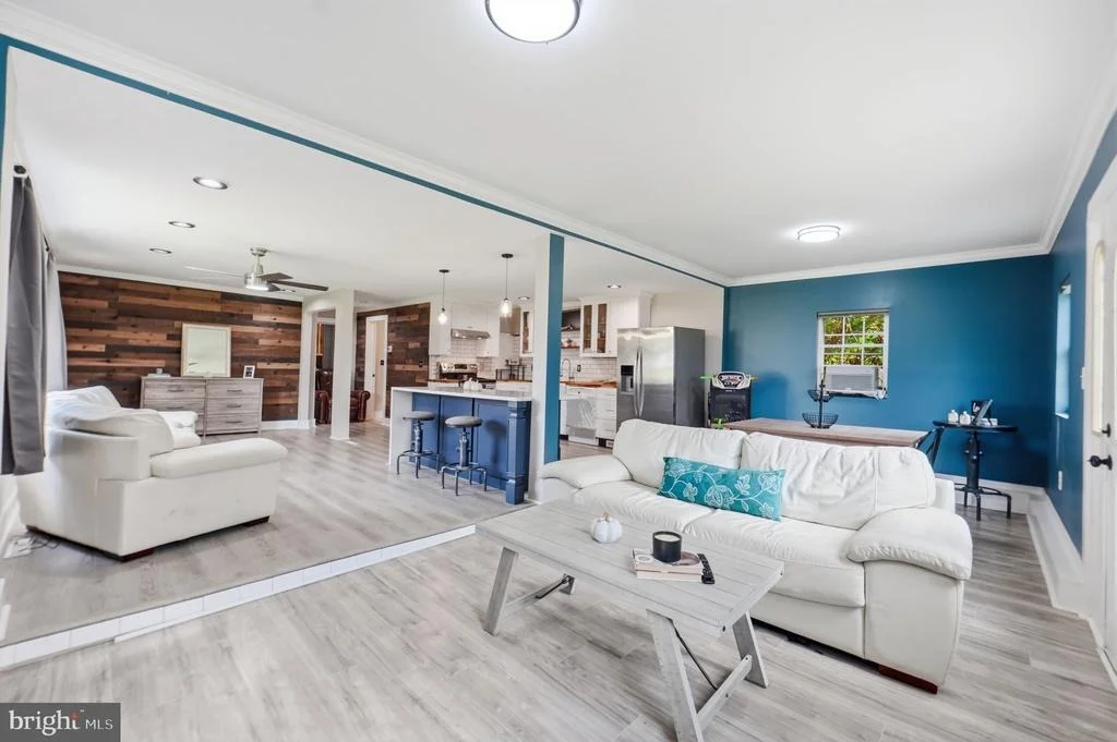 Photo of 5943 SNEED DRIVE
