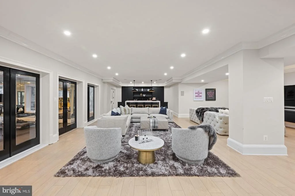 Photo of 8305 FOX HAVEN DRIVE