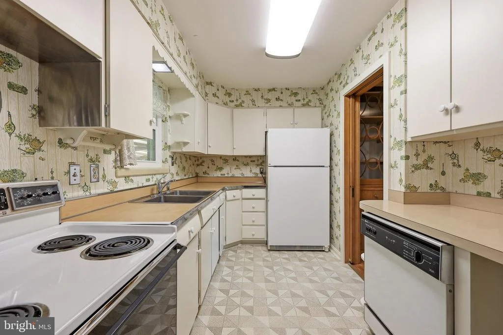 Photo of 114 FAIRVIEW AVENUE