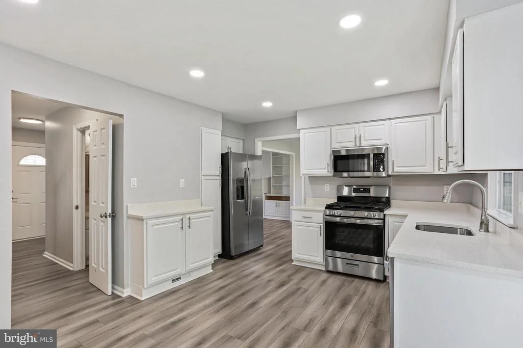 Photo of 6128 TAMAR DRIVE