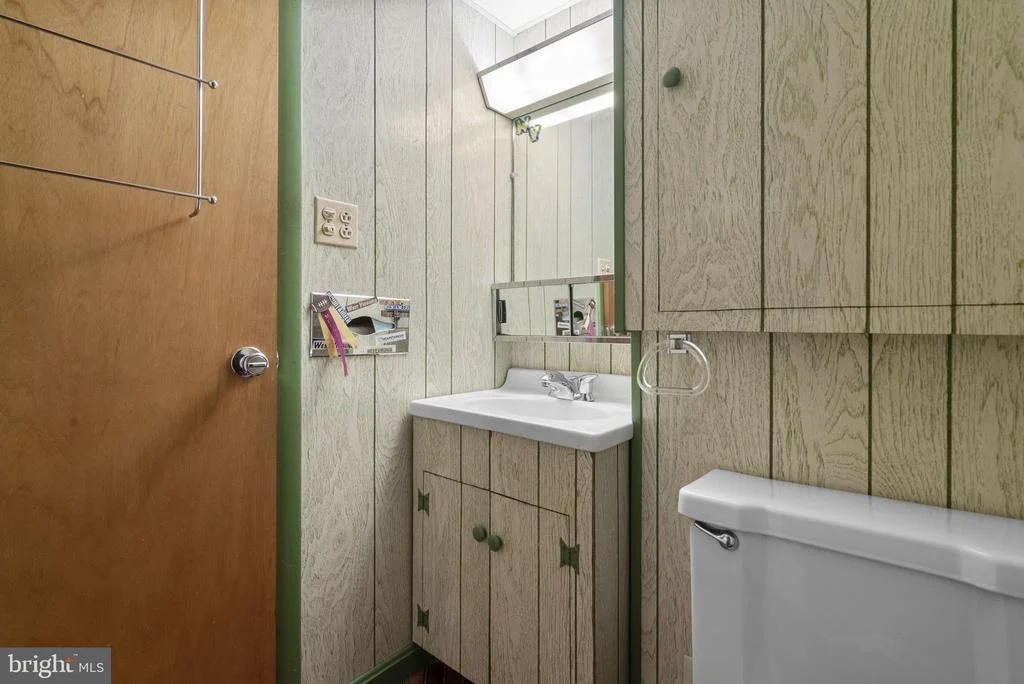 Photo of 17604 PRINCE EDWARD DRIVE
