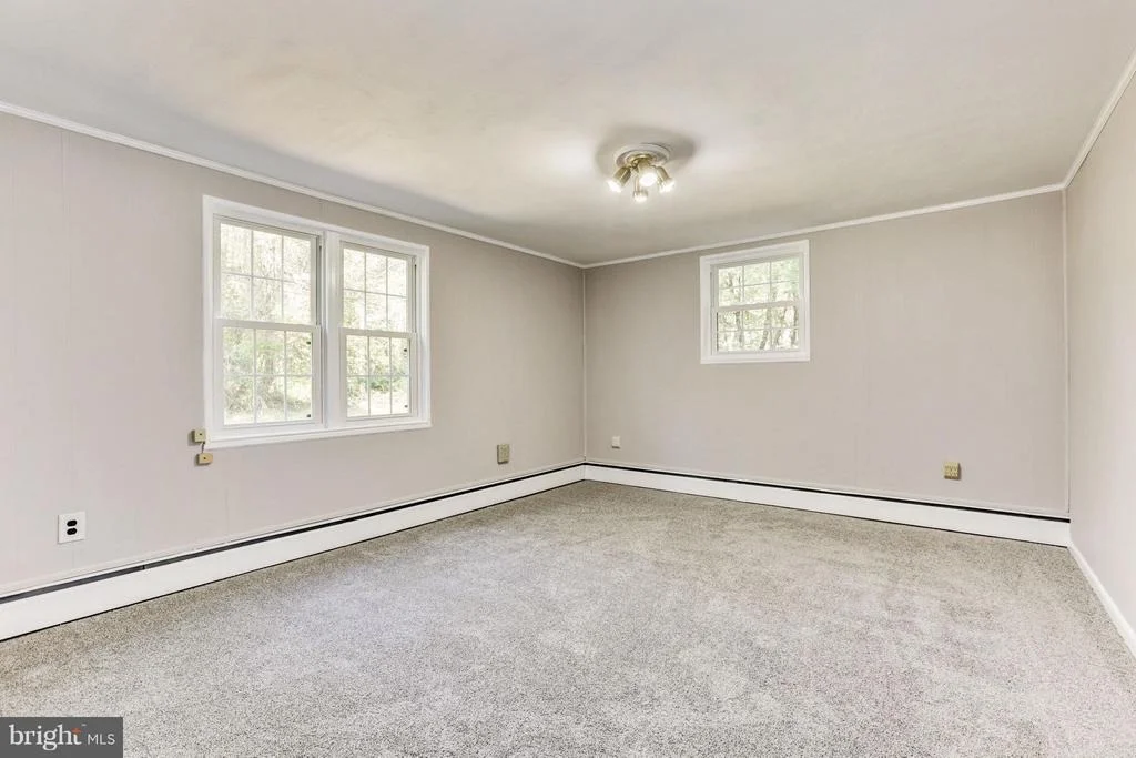 Photo of 18112 MUNCASTER ROAD