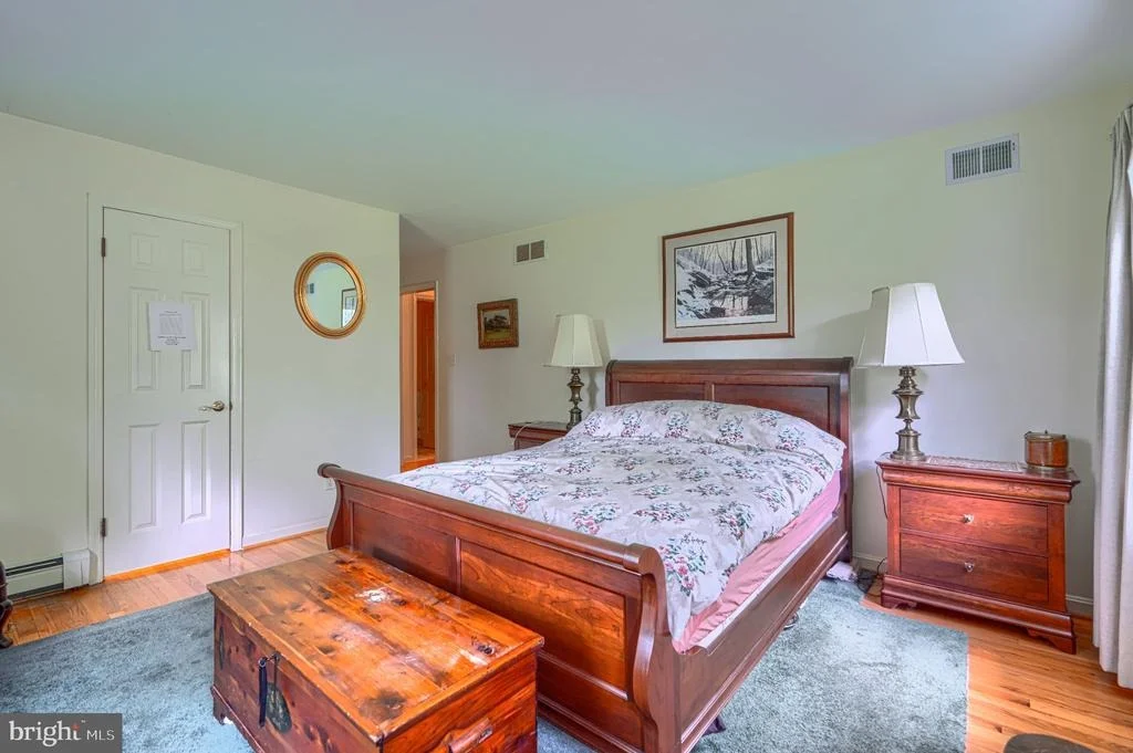 Photo of 16331 MARKOE