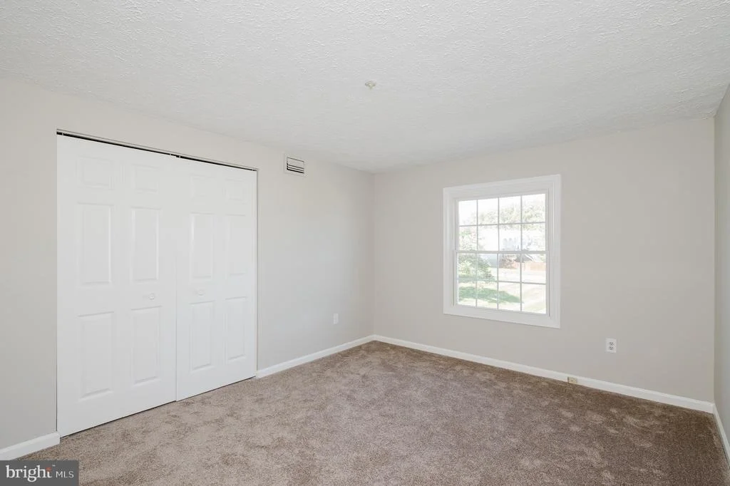 Photo of Unit 207J at 207 OAK LEAF CIRCLE