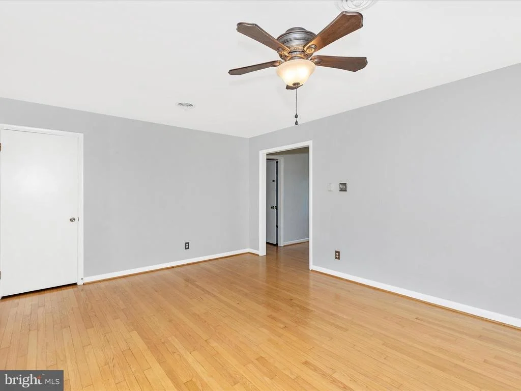 Photo of 22128 PIKESIDE DRIVE