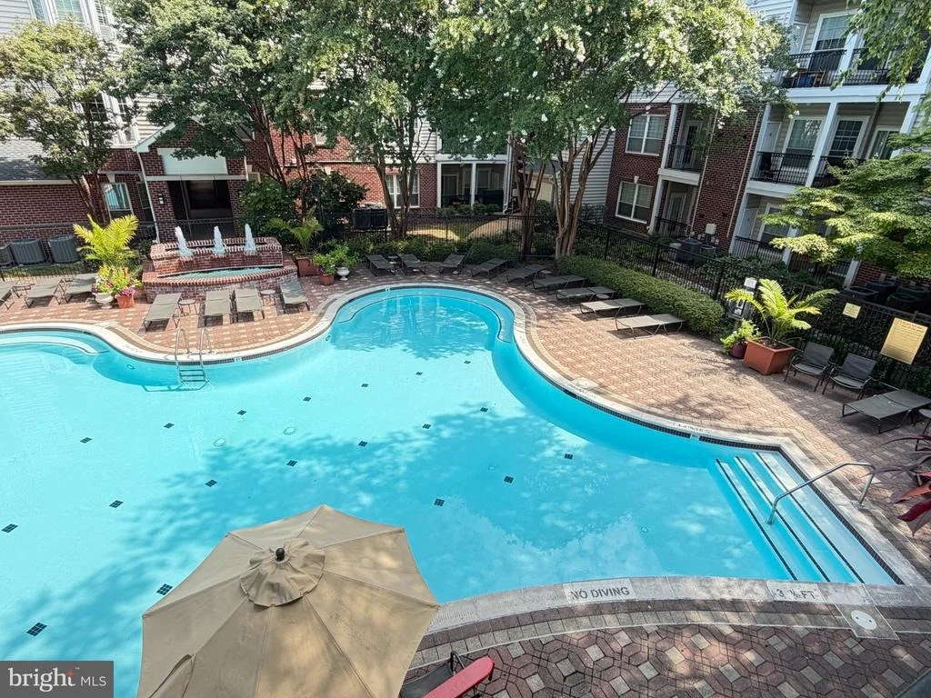 Photo of Unit 5203 at 1581 SPRING GATE DRIVE