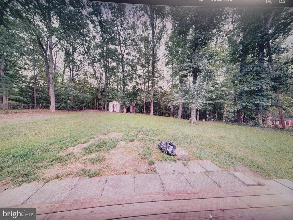 Photo of 7013 TRAILS END ROAD