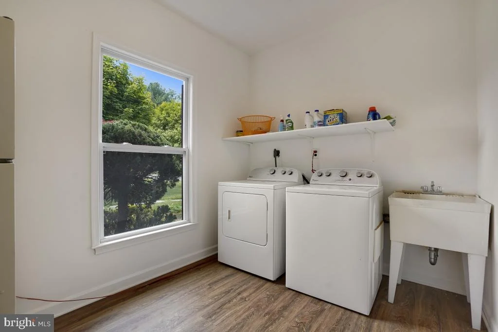 Photo of 10717 RIVER ROAD