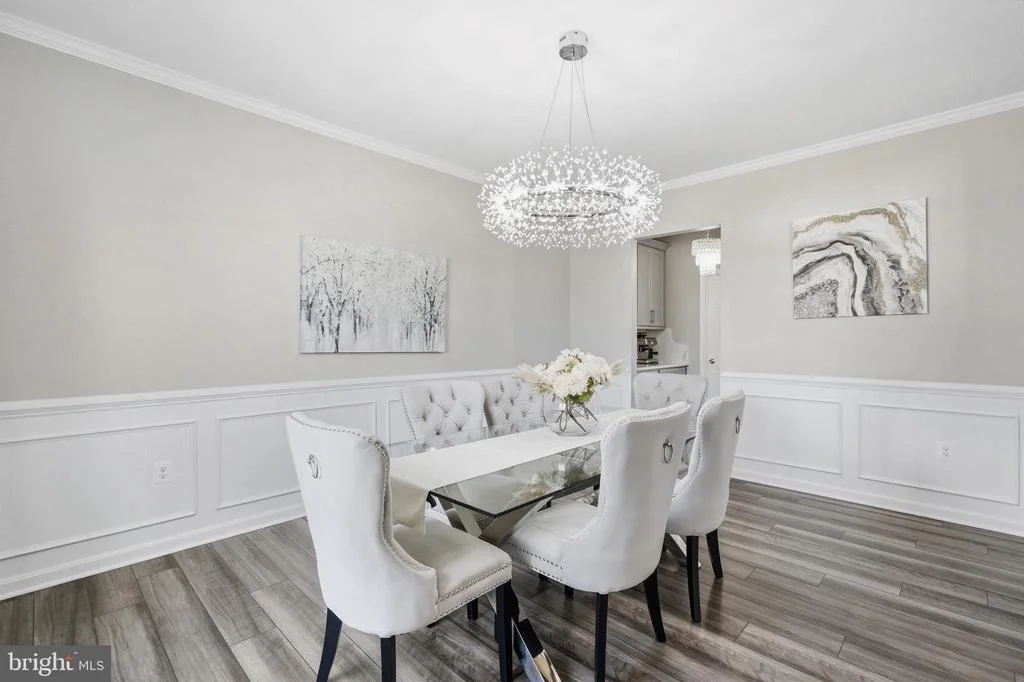 Photo of 23324 LINDSAY DRIVE