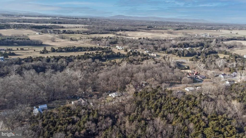 Photo of 8103 AVIS MILL ROAD