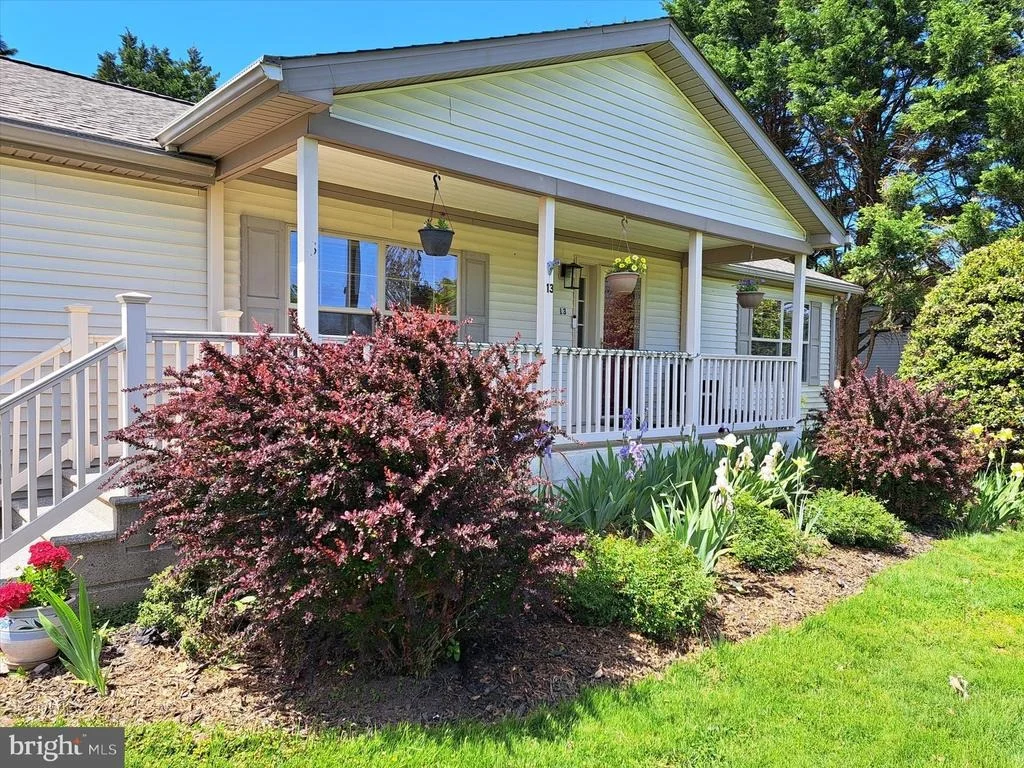 Photo of 13 W GREENWING DRIVE