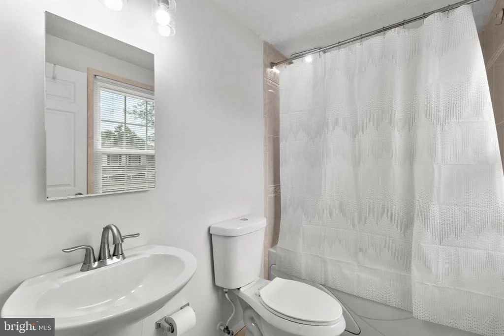 Photo of 17929 DANUBE LANE