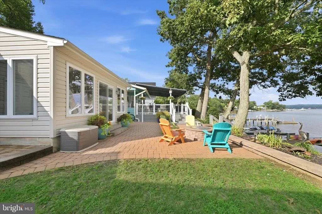 Photo of 127 ELKSIDE ROAD