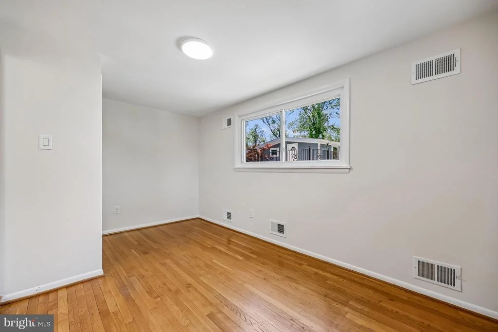 Photo of 300 GILSAN COURT