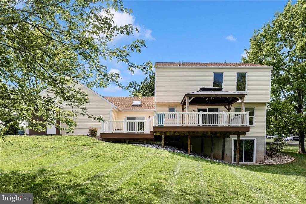 Photo of 2679 LESLIE ROAD