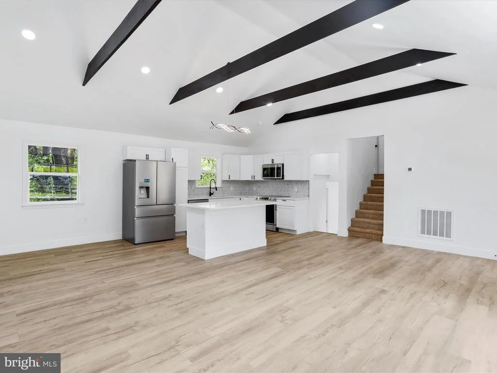 Photo of 535 HARRISON AVENUE