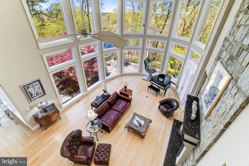 Photo of 658 LIVE OAK DRIVE