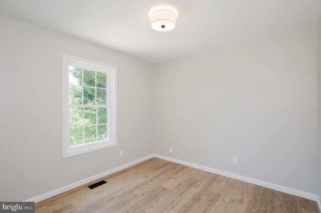 Photo of 208 DECOY DRIVE