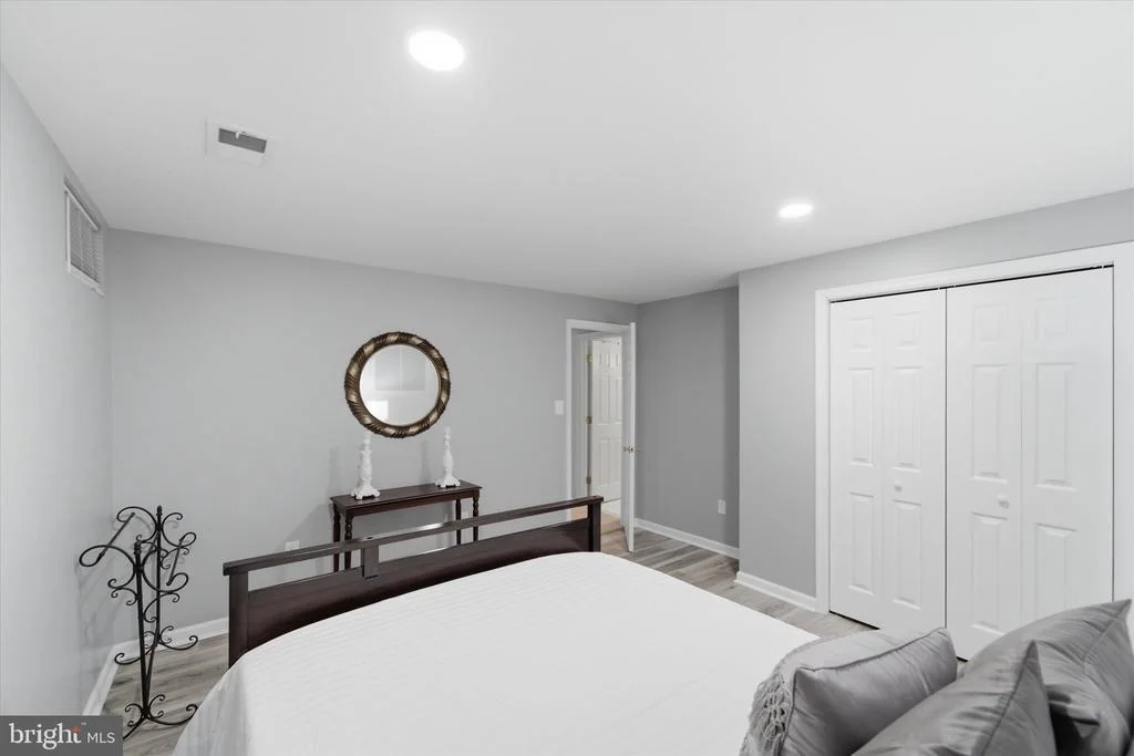 Photo of 6909 MILL VALLEY DRIVE