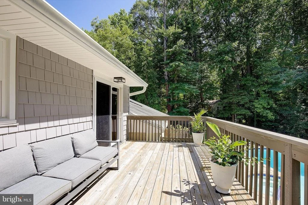 Photo of 2190 HALLMARK COURT