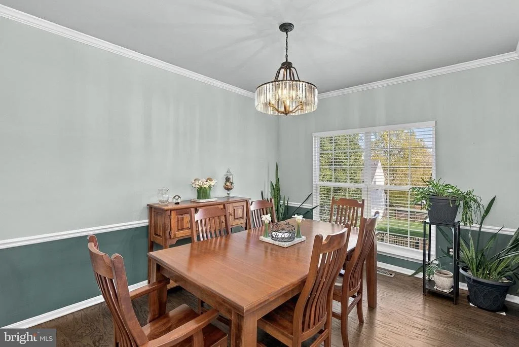Photo of 945 DEVONSHIRE CIRCLE