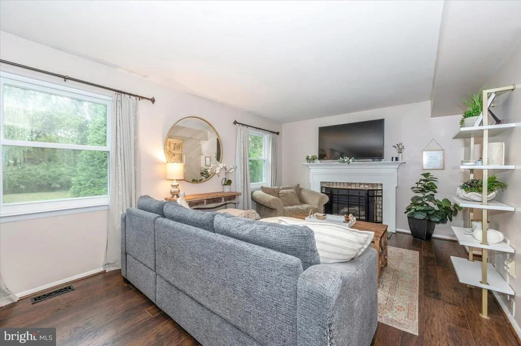 Photo of 8413 MOUNTAIN LAUREL LANE