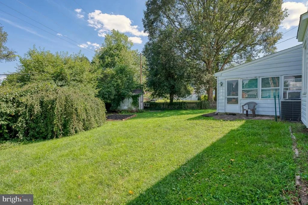 Photo of 625 FOXCROFT DRIVE