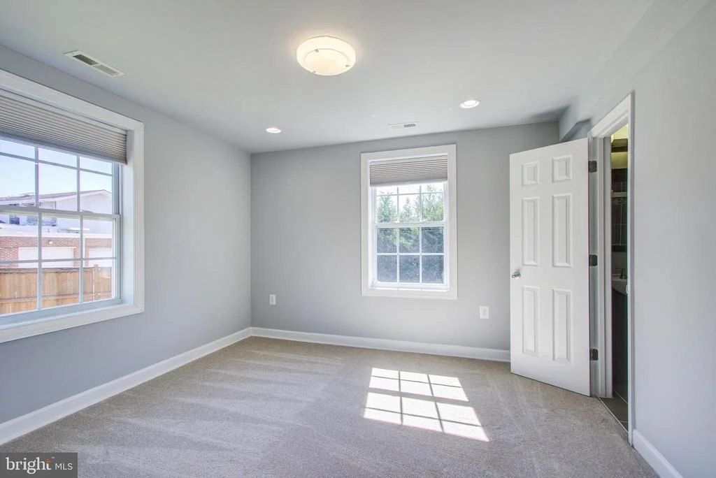 Photo of 7511 SANDY SPRING ROAD
