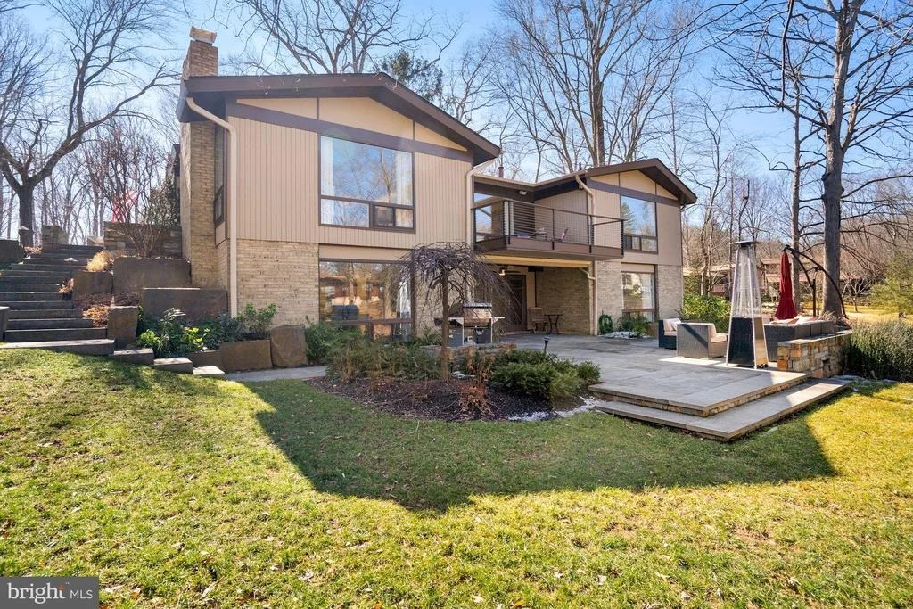 Photo of 3010 CUNNINGHAM DRIVE