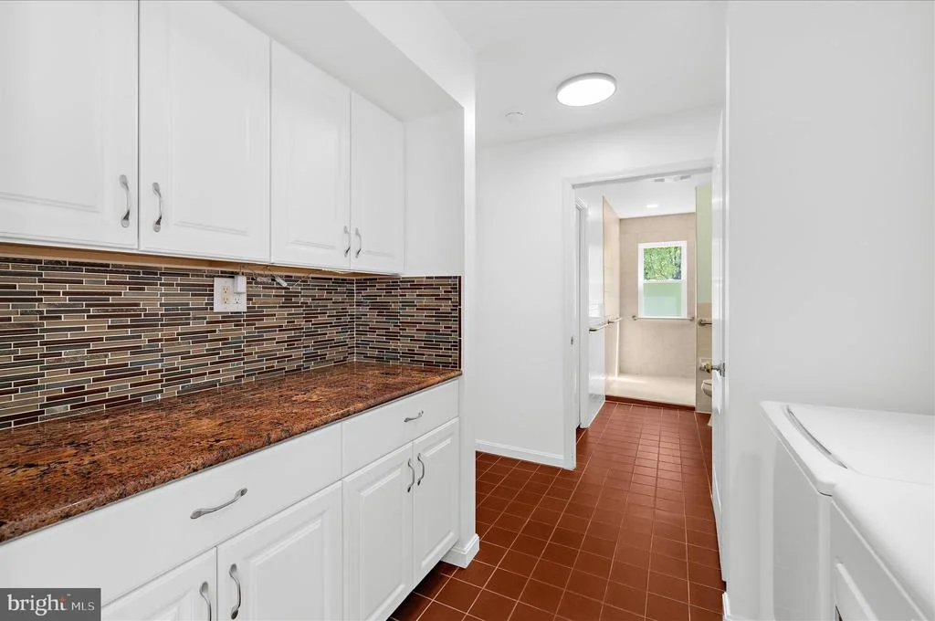 Photo of 8517 NEW CUT ROAD