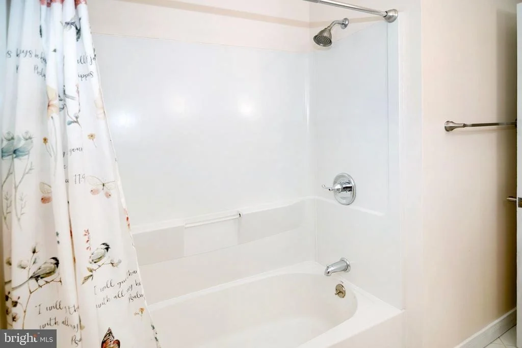 Photo of 611 JACKSON AVENUE