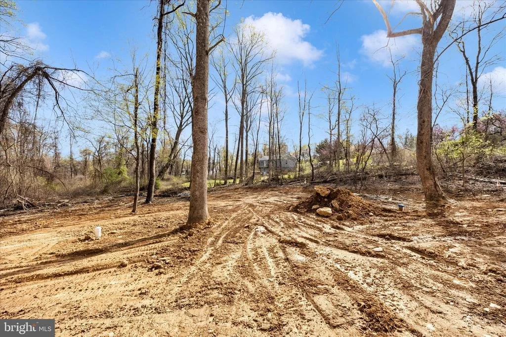 Photo of 4 FIR TRAIL