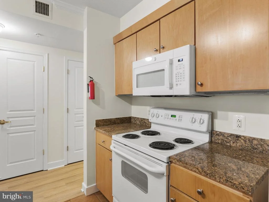 Photo of Unit 407 at 616 E STREET NW