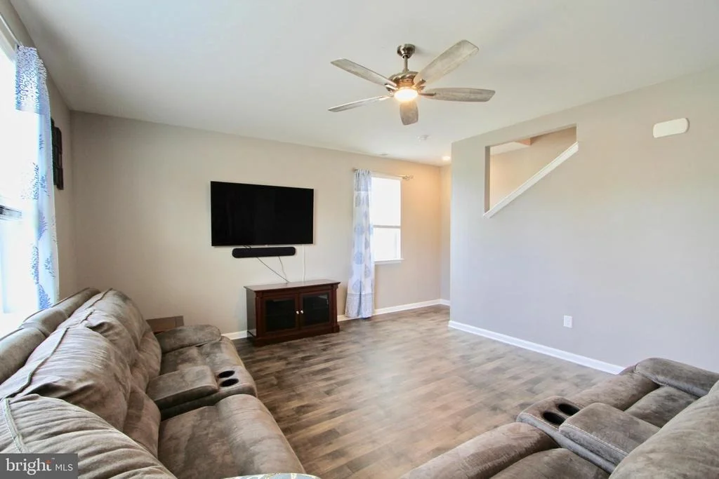 Photo of 746 SEABREEZE RD