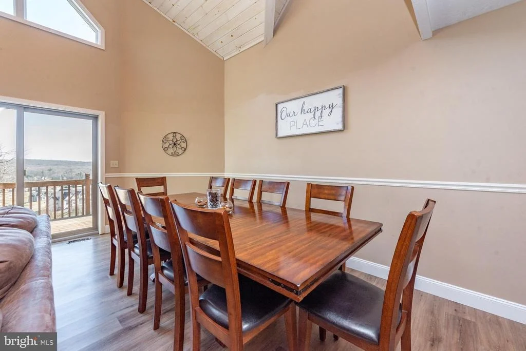 Photo of 2828 GLENDALE ROAD