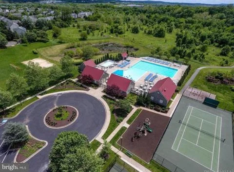 Photo of 1762 CASTLE ROCK ROAD