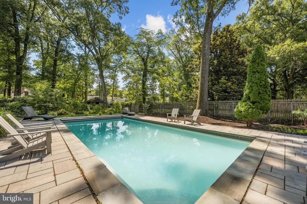 Photo of 9013 BEATTY DRIVE