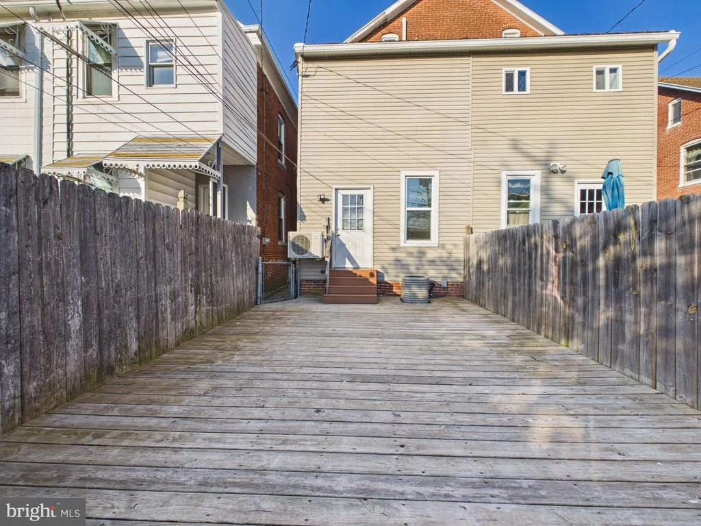Photo of 202 RUTH AVENUE