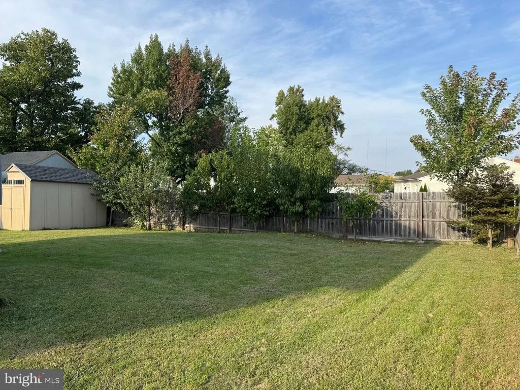 Photo of 1952 FOREST DRIVE