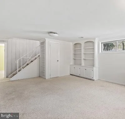 Photo of 616 KENBROOK DRIVE