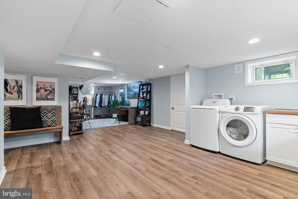 Photo of 21 DECOU AVENUE
