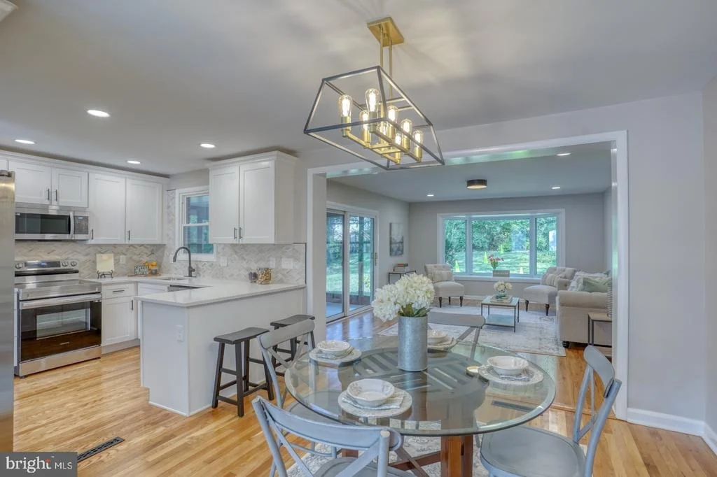 Photo of 1207 CRESTOVER ROAD